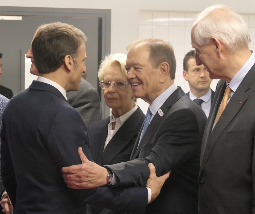 IEmmanuel Macron président de la république et patrick ollier président de la Métropole du grand paris